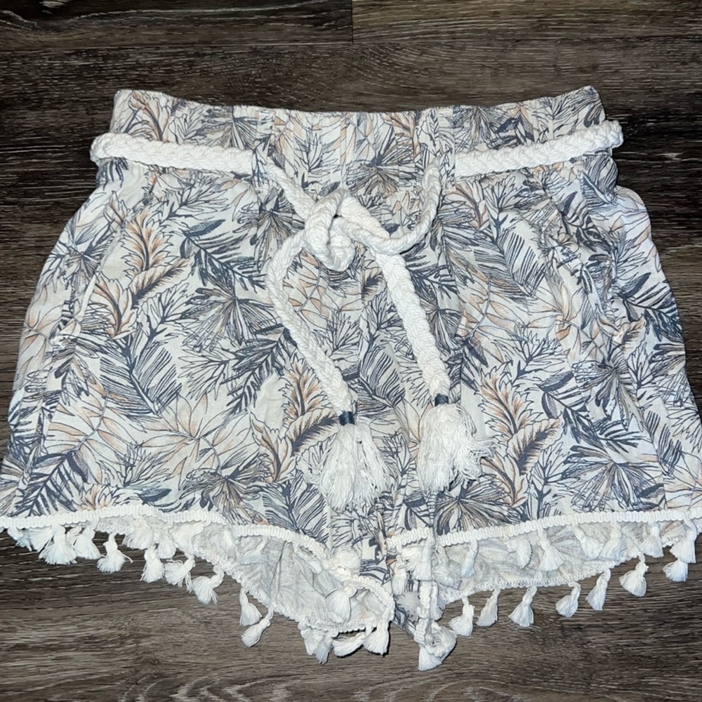 Rewash linen tropical shorts with fringe